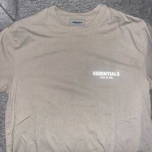Essential T shirt